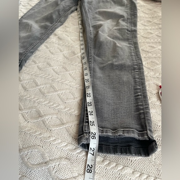 Zara Designer, Gray, Distressed Jeans Women’s Size 10 - Picture 14 of 16